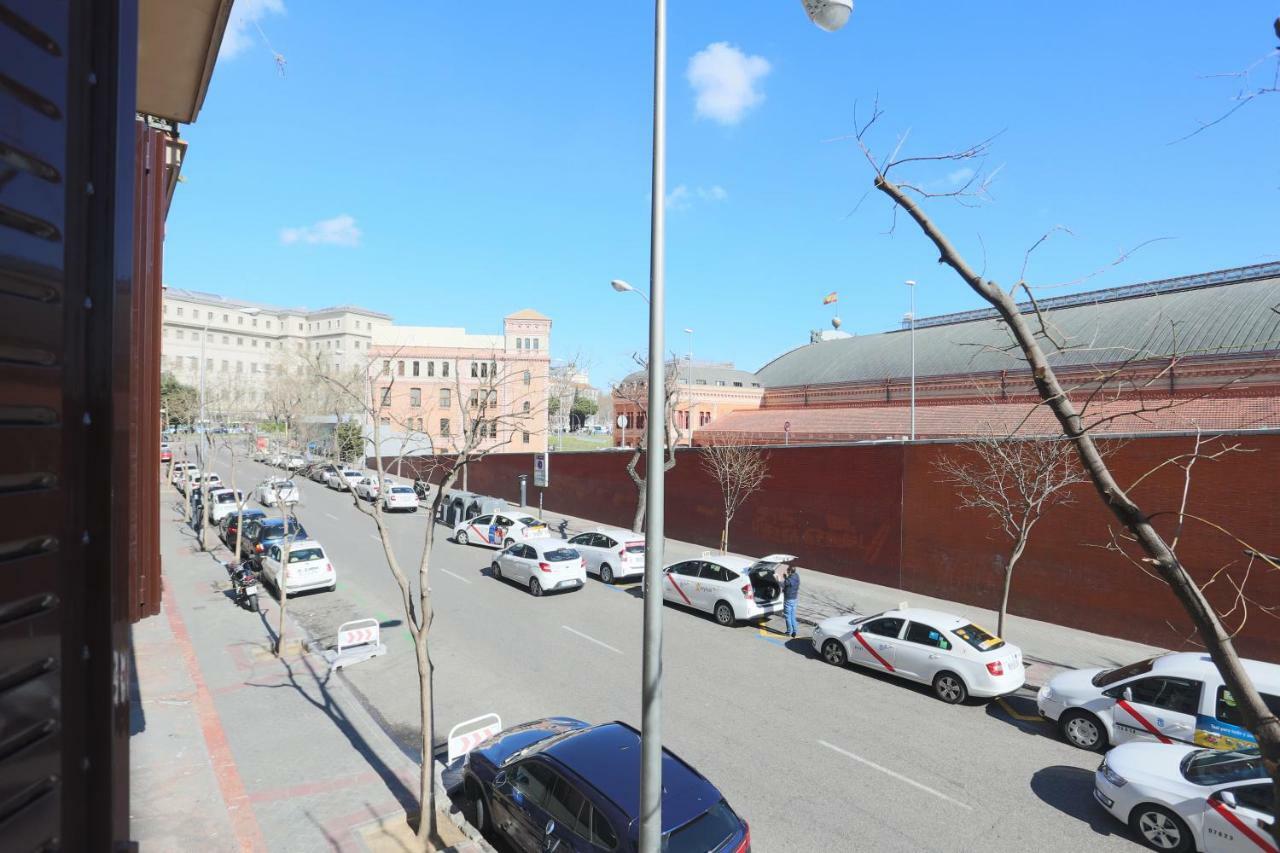 Atocha Art Apartment Madrid Luaran gambar