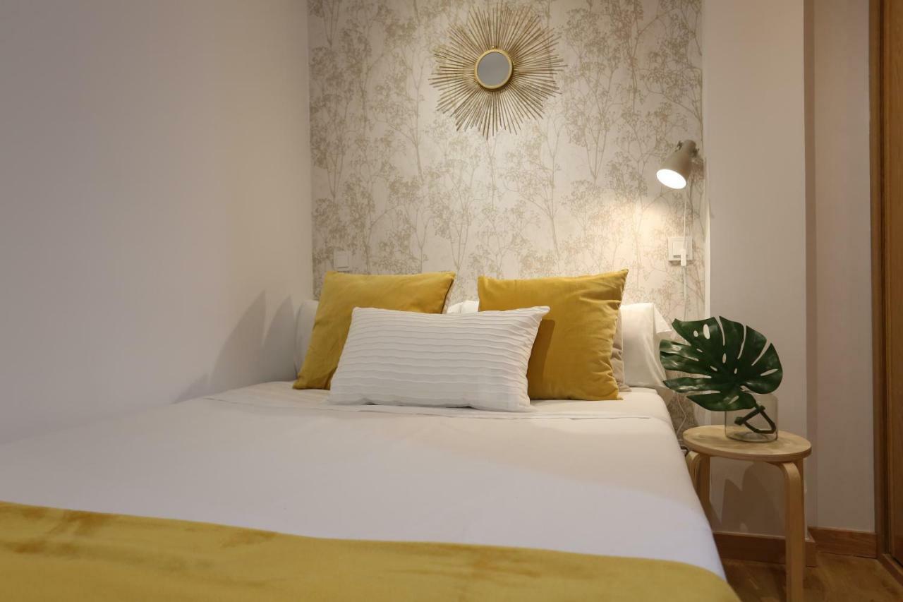 Atocha Art Apartment Madrid Luaran gambar